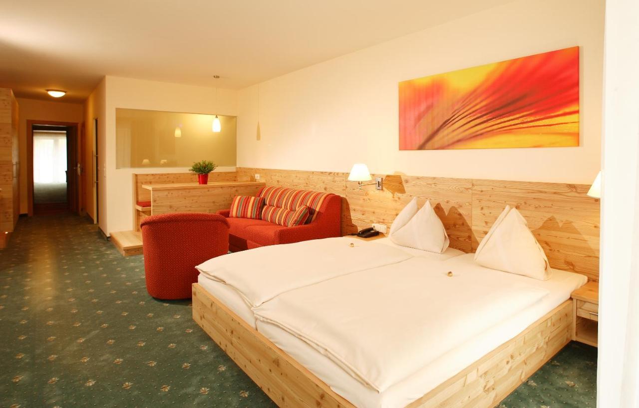 Junior Suite,33592039:JPEG